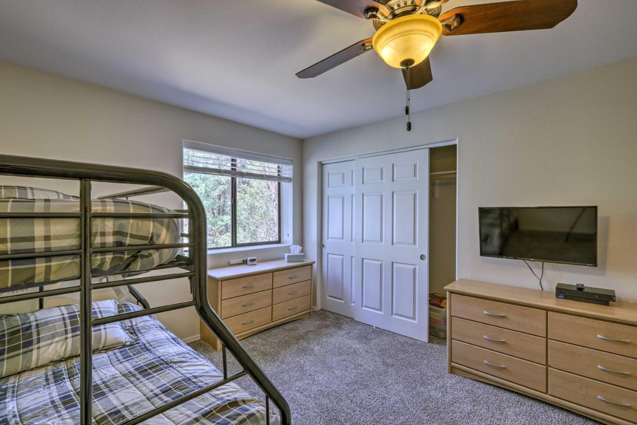 Spacious Pinetop-Lakeside Home With Hot Tub And Grill! Exterior photo